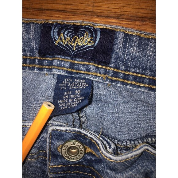 Angels Women's Embellished Butterfly Embroidery Baggy Jeans Faded Size 18 - Picture 2 of 16